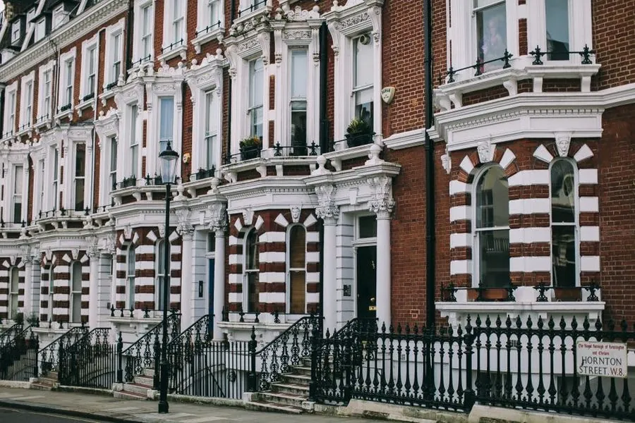 Victorian terrace street in Exeter with original bay-fronted houses